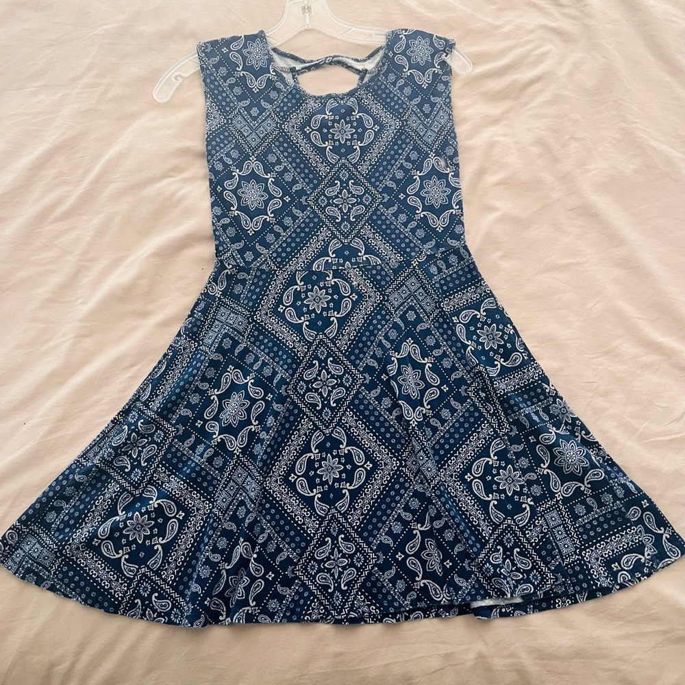 Childrens Place size 10/12 summer dress